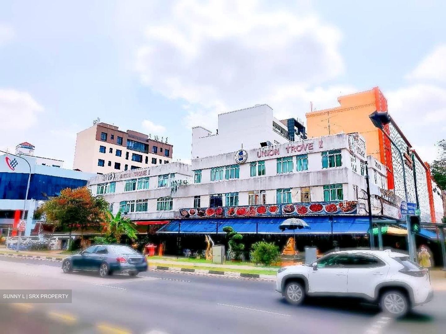 Geylang Road (D14), Shop House #584133501